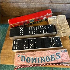 Vintage dominoes game retro